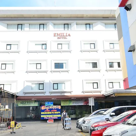 Emilia Hotel By Amazing - Palembang-3