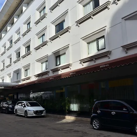 Emilia Hotel By Amazing - Palembang-2
